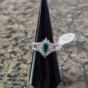 Bomb Party RBP6378 “Coming In Hot” Emerald Green Quartz Sz 6